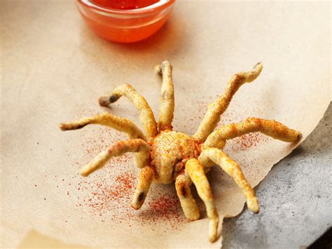 What Can I Feed My Spiders? - Pet Food Guide