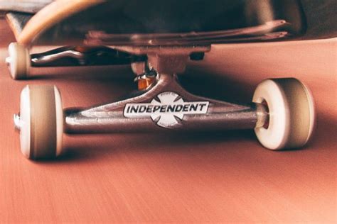 Skate Trucks With Wheels