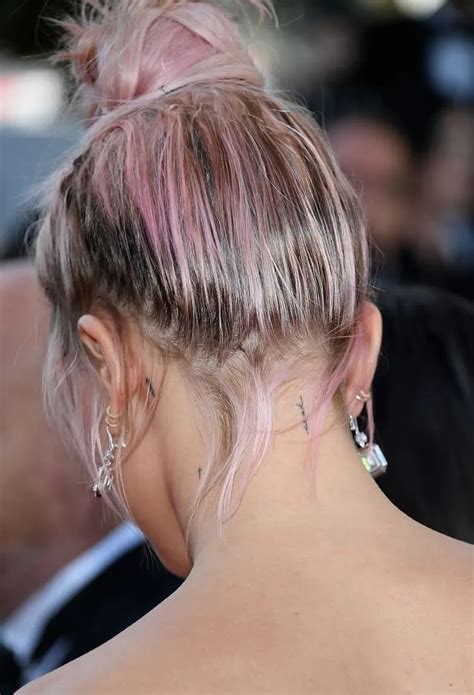 Top more than 67 hailey bieber neck tattoo super hot - in.cdgdbentre