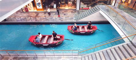 Sampan Boat Ride at Marina Bay Sands | Singapore - KKday