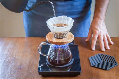 How to Make Pour Over Coffee