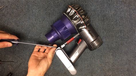 Dyson Vacuum Troubleshooting and Repairing Tips - Creative Jasmin