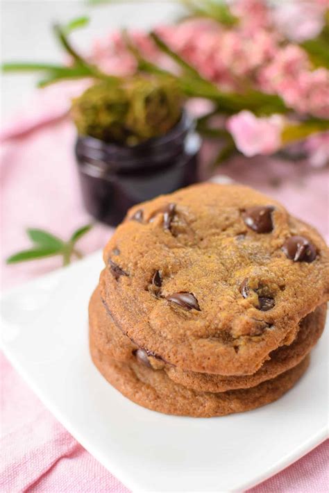 CBD Chocolate Chip Cookies » Emily Kyle, MS, RDN