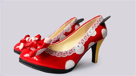 #disney #shoes #minniemouse High Heels, Shoes Heels, Wedding Shoes, Minnie Mouse, Peep Toe ...