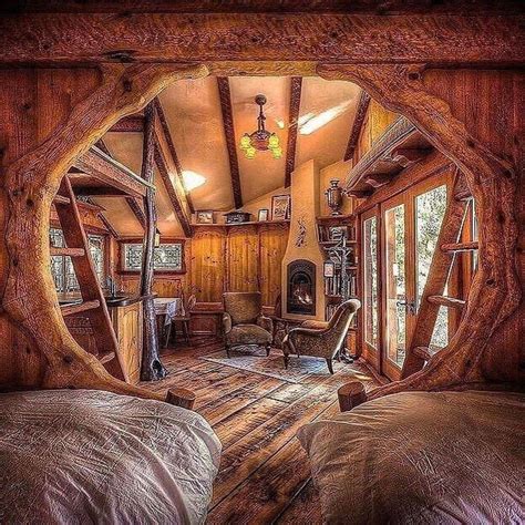 Cabins Daily | Hobbit house, Tree house, Tree house plans