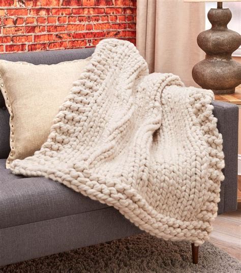 Wonderful Big Stitch Throw -- pattern on link -- from JoAnn Fabrics | Knitting patterns free ...