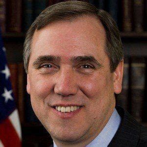 Jeff Merkley - Age, Family, Bio | Famous Birthdays