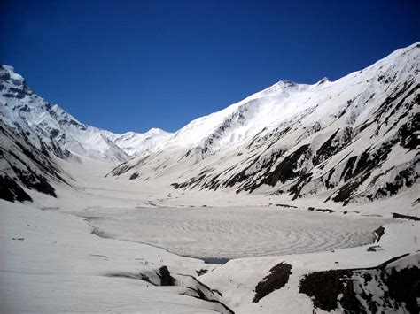 Life Around Us: Saif ul Malook Lake - The Most Beautiful place