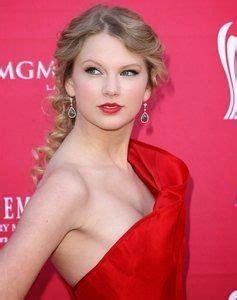 7 Secret Beauty Taylor Swift ~ Info And Knowledge | Taylor swift hair, Taylor swift dress ...