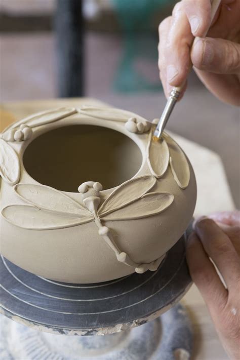 Leuke taartdeco Pottery Handbuilding, Ceramics Ideas Pottery, Ceramics ...
