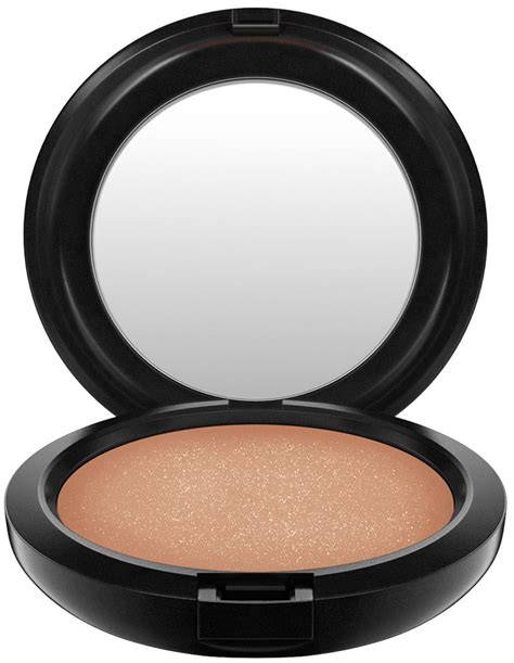 MAC Cosmetics Bronzing Powder Refined Golden | lyko.com