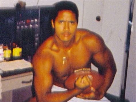 10+ Dwayne Johnson Young Life Pics – All in Here