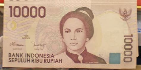 foto dan gambar: Uang Kertas Indonesia Lama - Gambar Uang 10 Ribu Lama - AR Production