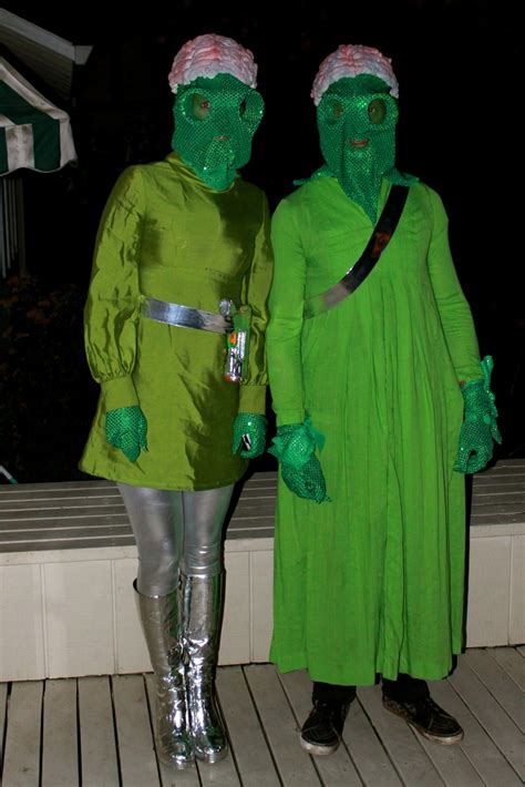 This is our Alien costumes I made! | Cute costumes, Alien halloween, Alien costume