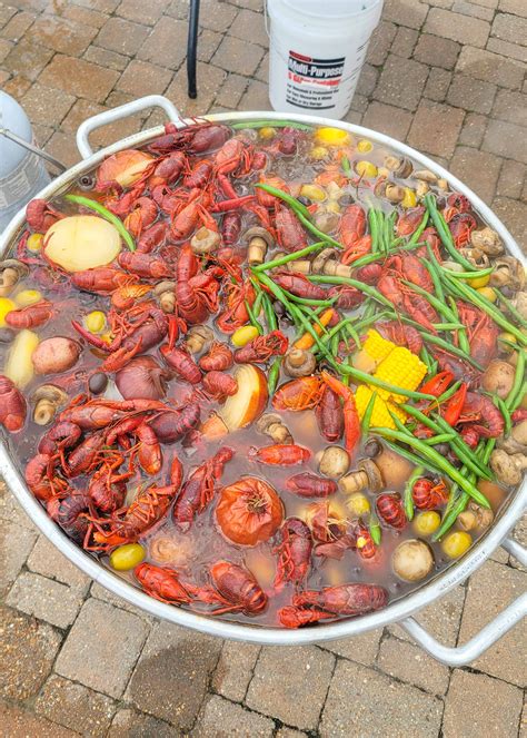 Louisiana Crawfish Boil - Barefeet in the Kitchen