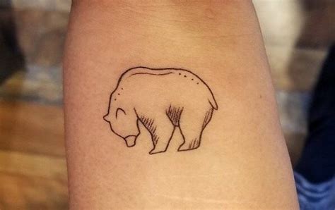 10+ Minimalist Bear Tattoo Ideas That Will Inspire You To Get Inked | Bear tattoo, Bear tattoos ...