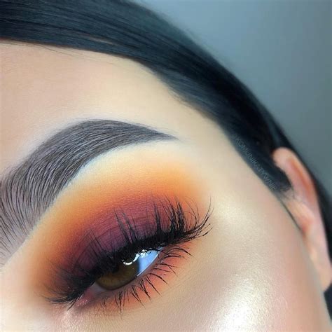 Maquillaje ojos 🔥🔥 B R O W | Sunset makeup, Makeup eye looks, Eyeshadow makeup