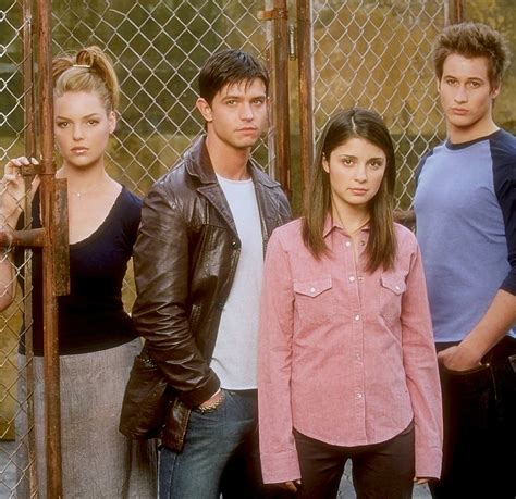 ‘Roswell’ Original Cast: Where Are They Now?