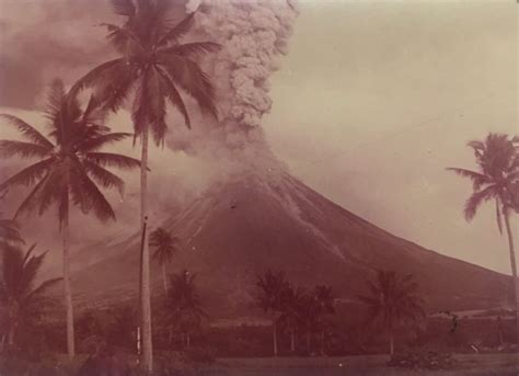 LOOK: Old photos of Mayon eruption will remind you how precious film photography is