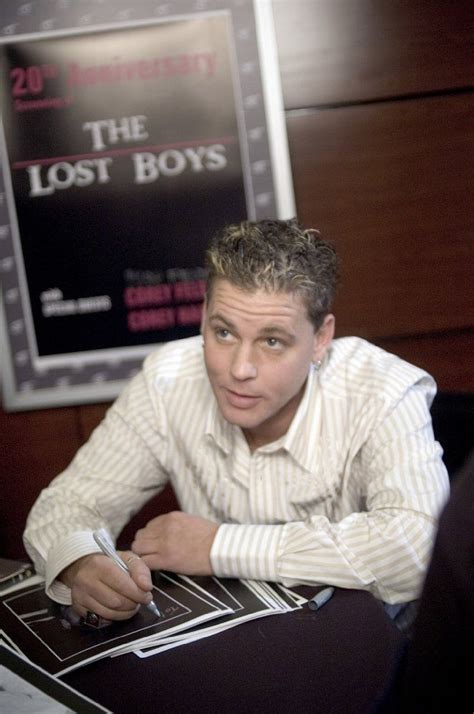 Corey Haim in The Two Coreys (2007) | Corey haim, Haim, Corey haim young