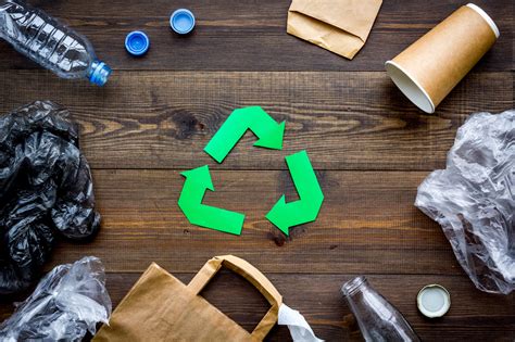 6 Wege, wie Recycling unserem Planeten hilft - Anis Trend