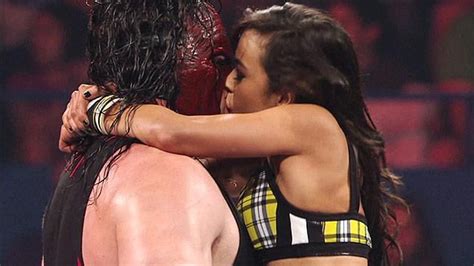 AJ Kisses Kane during the match of CM Punk and AJ vs bryan and Kane | Wwe, Aj lee, Monday night