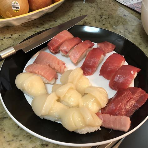 [Homemade] Bluefin Tuna and Scallop Nigiri | Nigiri, Amazing food, Food