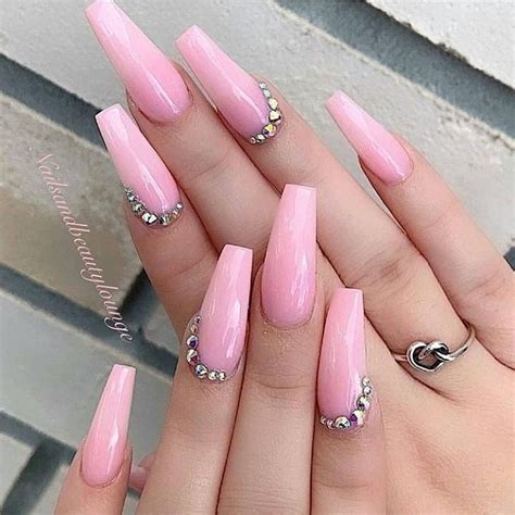 Pink Nail Designs 2023: Tips And Ideas To Rock Your Style – ADDICFASHION