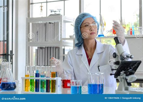 The Woman Scientist Doing Experiment. Stock Photo - Image of biology ...