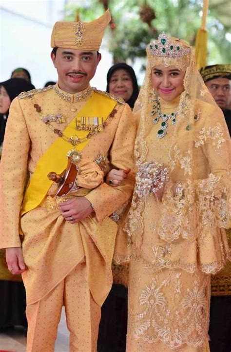 Gold, diamonds, emeralds – Royal wedding of Brunei’s Prince Abdul Malik had it all | Picture ...