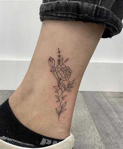 fine line flower design on ankle Hon Tattoo | Inner ankle tattoos ...