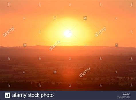 Plain looking hi-res stock photography and images - Alamy