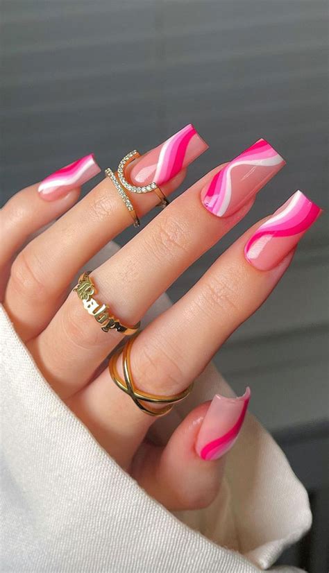 40 Awesome Spring Nail Ideas 2023 : Swirl Gradient Pink Nails