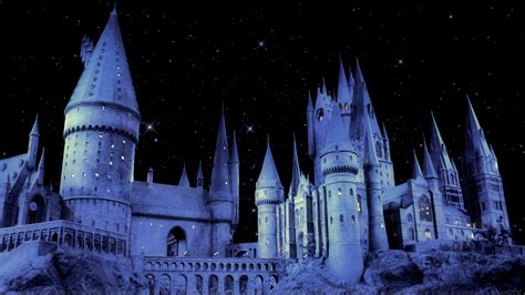 🔥 [49+] Harry Potter Castle Wallpapers | WallpaperSafari