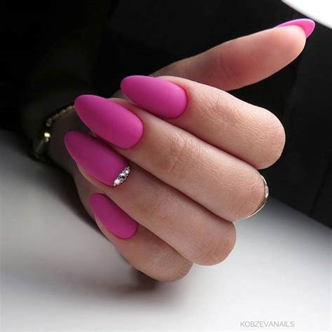 Oval Nails Designs Pink