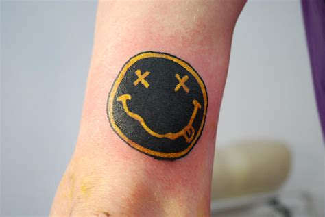 Nirvana Smiley by FloscH-art on DeviantArt