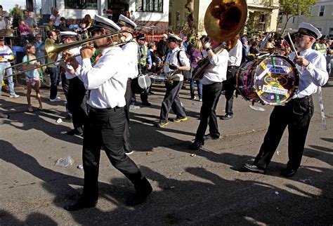 Fat Tuesday: Mardi Gras celebrations around the country - watch a live ...