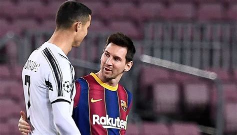 Cristiano Ronaldo & Lionel Messi Hug Each Other, CR7 Defends Argentine ...