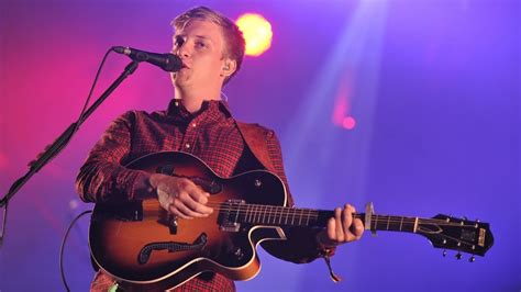 George Ezra Live Concert 2017 - YouTube