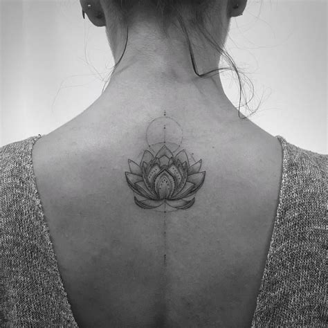 tattoo flor de loto | Beautiful flower tattoos, Flower tattoo designs ...