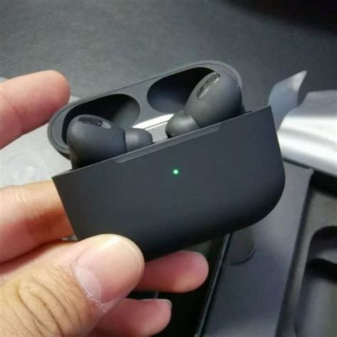 Black Airpods Pro i500 TWS SUPERCOPY 1:1 on Mercari | Airpods pro, Bluetooth earbuds, Apple products