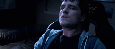 Jerry - itsalekz: Josh Hutcherson in “Future man“ (gifs...