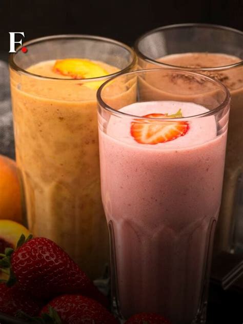 5 super healthy smoothies for breakfast