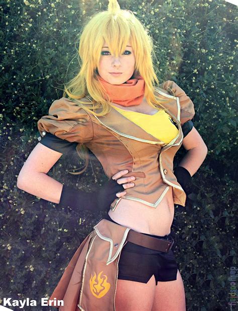 Yang Xiao Long - RWBY Cosplay