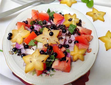 Star fruit/ Daare Huli & vegetables salad