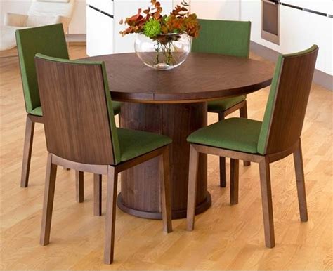 Modern Expandable Round Dining Table - AyanaHouse