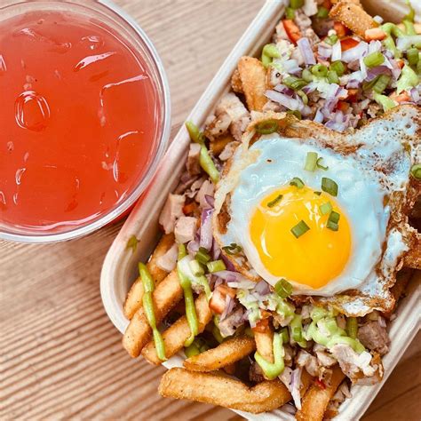 Sisig Fries (SF Only) – The Lumpia Company