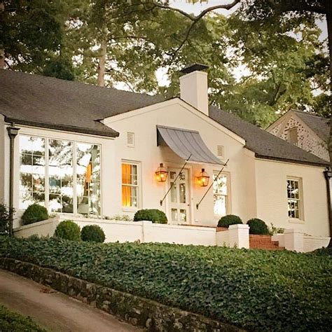 90+ Modern White Cottage Exterior Style http://oscargrantprotests.com ...