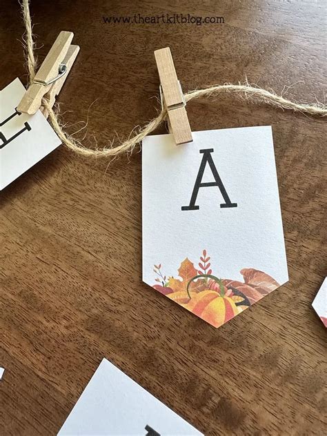 Happy Fall Y'all Banner {FREE PRINTABLE!} - The Art Kit