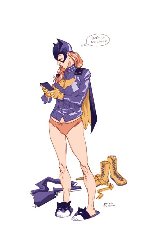 Batgirl's New Redesign has Lots of Fans (art) | Batgirl, Batgirl art ...